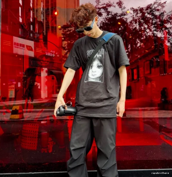 Margaret XL Big Black S Manga 24SS Keane Tears Teardrop L and Tee M White 0704